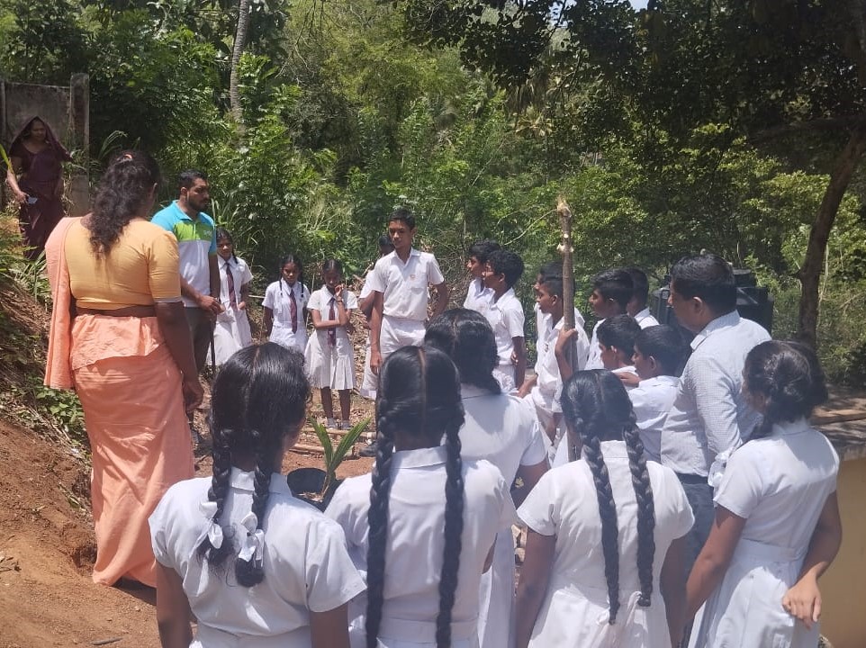 ජලය සුරකින්න. ජීවිත සුරකින්න. අනාගතය සුරක්ෂිත  කරන්න.!